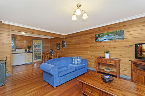 Dunes - Elegant Beach Villa With Huge Swim Spa - Melbourne Tourism 4
