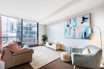 Ella, 1BDR Melbourne Apartment - Melbourne Tourism 6