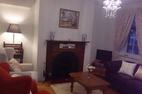 Annabelles Cottage - Melbourne Tourism 6