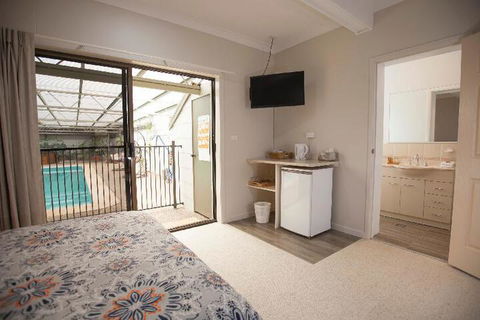Batemans Bay Manor - Melbourne Tourism 7