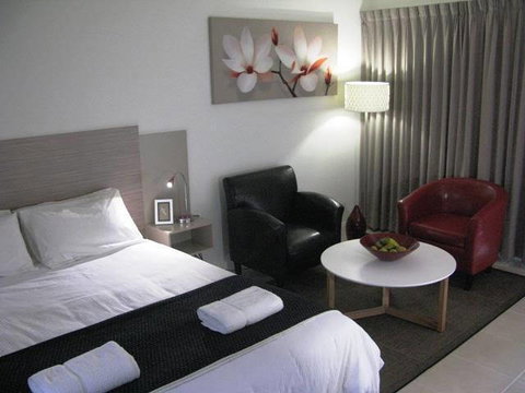Clyde River Motor Inn - Melbourne Tourism 1