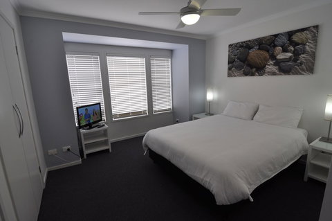 Bluedock Apartments - Melbourne Tourism 3