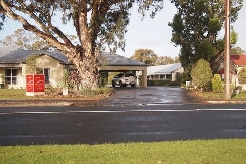 Alexander Cameron Suites - Melbourne Tourism 5