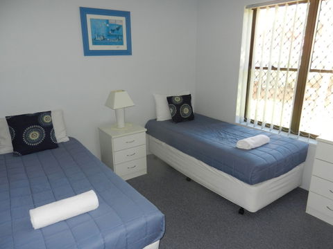 Kalua Holiday Apartments - Melbourne Tourism 6