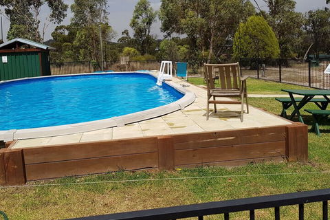 Murray Gardens Cottages & Motel - Melbourne Tourism 1