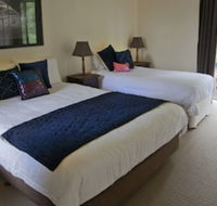 The Shingles Riverside Cottages - Melbourne Tourism