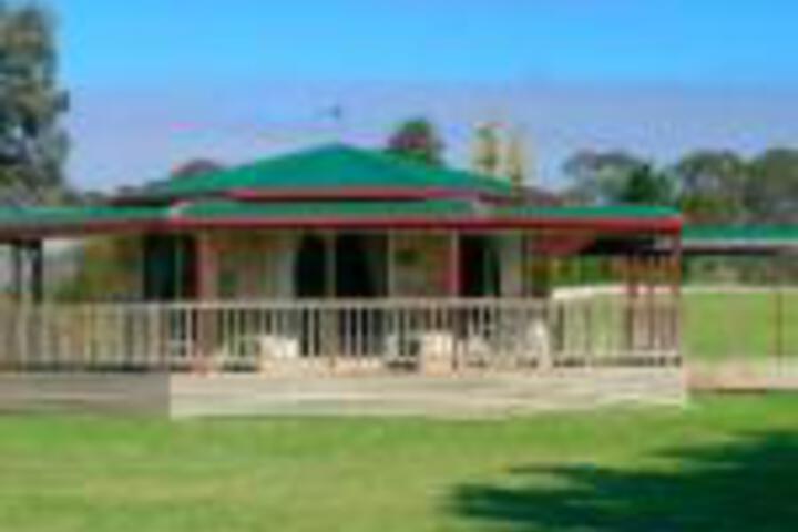 Naracoorte SA Melbourne Tourism