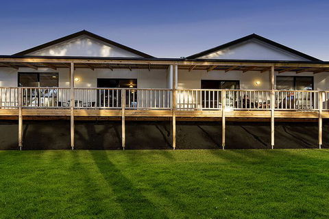 A1 Motels Port Fairy Motel And Apartments - Melbourne Tourism 2