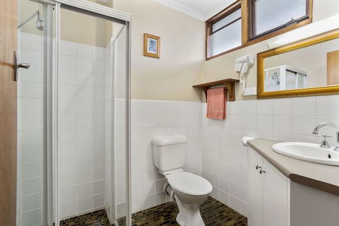A1 Motels Port Fairy Motel And Apartments - Melbourne Tourism 6