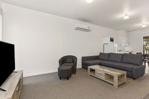 A1 Motels Port Fairy Motel And Apartments - Melbourne Tourism 1
