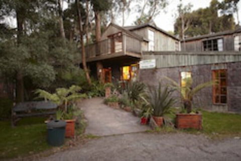 Crayfish Creek Van & Cabin Park - Melbourne Tourism 0