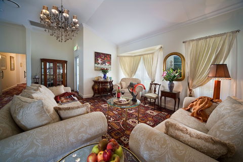Katoomba Manor - Melbourne Tourism 3
