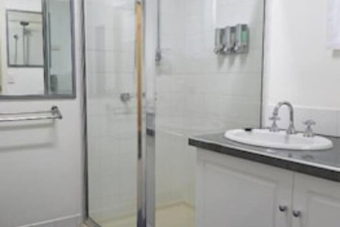 Gallery Motel - Melbourne Tourism 4
