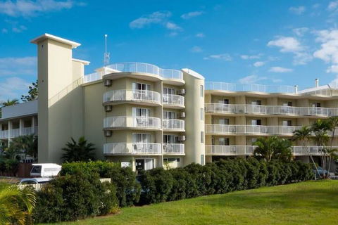 Cabarita Lake Apartments - Melbourne Tourism 1
