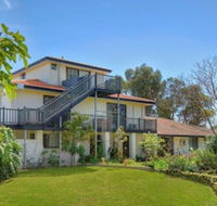 Martin Fields Beach Retreat - Melbourne Tourism
