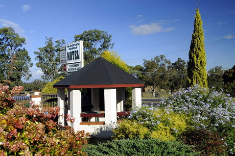 McNevin's Warwick Motel - Melbourne Tourism 1