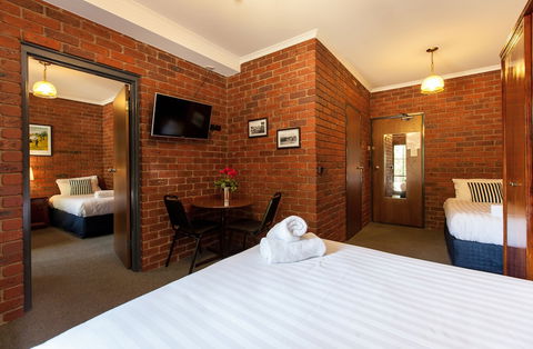 Armour Motor Inn - Melbourne Tourism 5