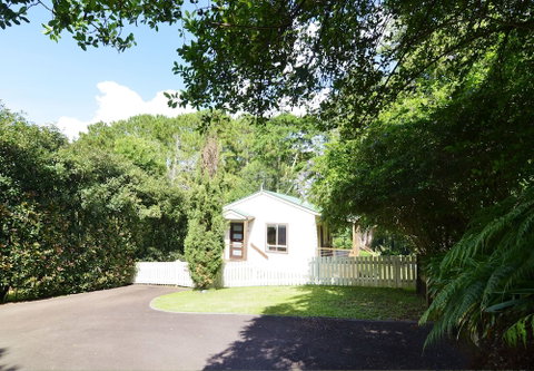 Apple Tree Cottage & Studio - Melbourne Tourism 0