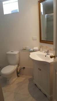 Anchorage Guest House - Melbourne Tourism 5