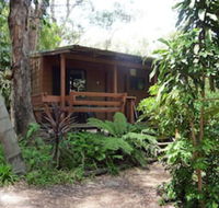 Samurai Beach Bungalows Port Stephens YHA - Melbourne Tourism