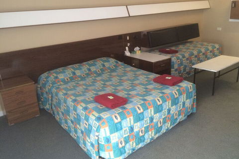 City Beach Motel - Melbourne Tourism 2