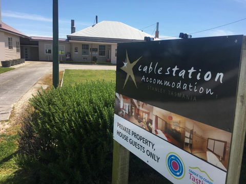 Cable Station Accommodation - Melbourne Tourism 6