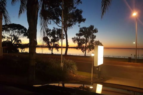 Barmera Lake Resort Motel - Melbourne Tourism 0