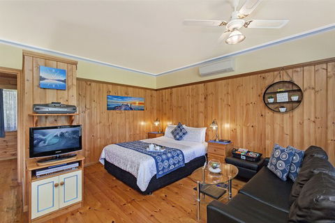 Sails Elegant Spacious Beach Villa - Melbourne Tourism 7
