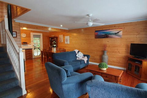 Sails Elegant Spacious Beach Villa - Melbourne Tourism 2