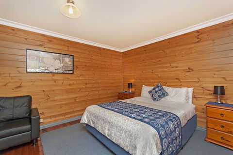 Sails Elegant Spacious Beach Villa - Melbourne Tourism 4
