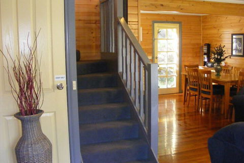 Sails Elegant Spacious Beach Villa - Melbourne Tourism 5