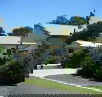 Pepper Tree Cabins - Melbourne Tourism