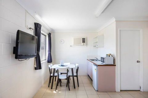 Banjo Paterson Motor Inn - Melbourne Tourism 6