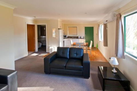 Wagga Wagga Beach Caravan Park - Melbourne Tourism 4