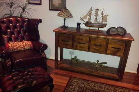 The Pommy Tree - Melbourne Tourism 7