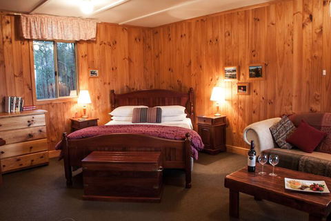 Balingup Heights Hilltop Forest Cottages - Melbourne Tourism 6