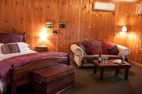 Balingup Heights Hilltop Forest Cottages - Melbourne Tourism 0