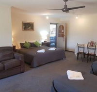 Beachport Motor Inn - Melbourne Tourism