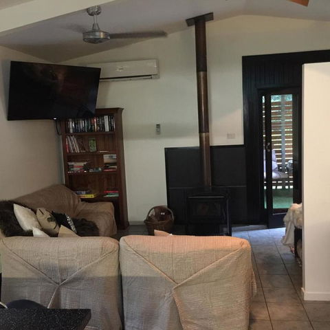Figtree Getaway - Melbourne Tourism 4