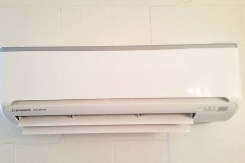 A & A Lodge Motel Emerald - Melbourne Tourism 3