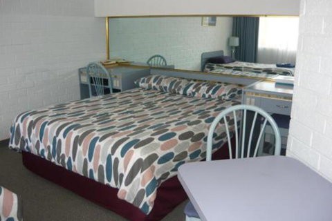 Bridge Motel - Melbourne Tourism 7