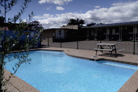 Country Motor Inn Singleton - Melbourne Tourism 1