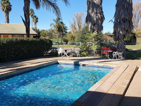 McNevin's Tamworth Motel - Melbourne Tourism 3