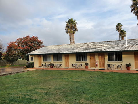 McNevin's Tamworth Motel - Melbourne Tourism 2