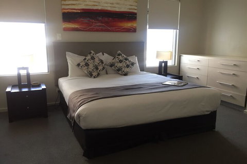 One30 Esplanade Serviced Apartments - Melbourne Tourism 1