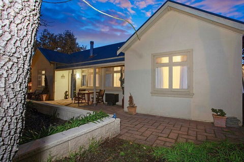 Hahndorf House B&B - Melbourne Tourism 1