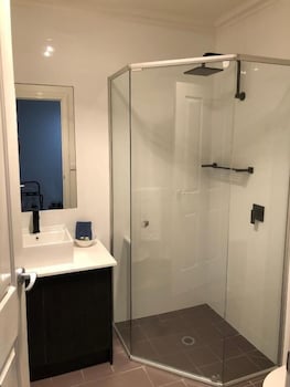 Port Boutique Accommodation - Melbourne Tourism 5