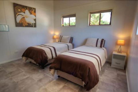Killarney View Cabins & Caravan Park - Melbourne Tourism 5