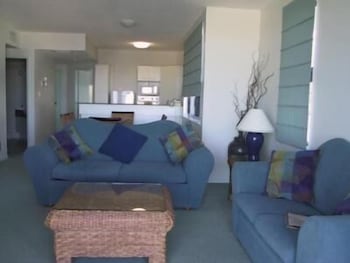 King's Row Holiday Apartments - Melbourne Tourism 5