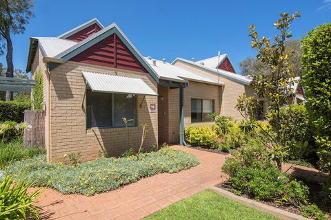 Bayshore Beachside Resort - Melbourne Tourism 1